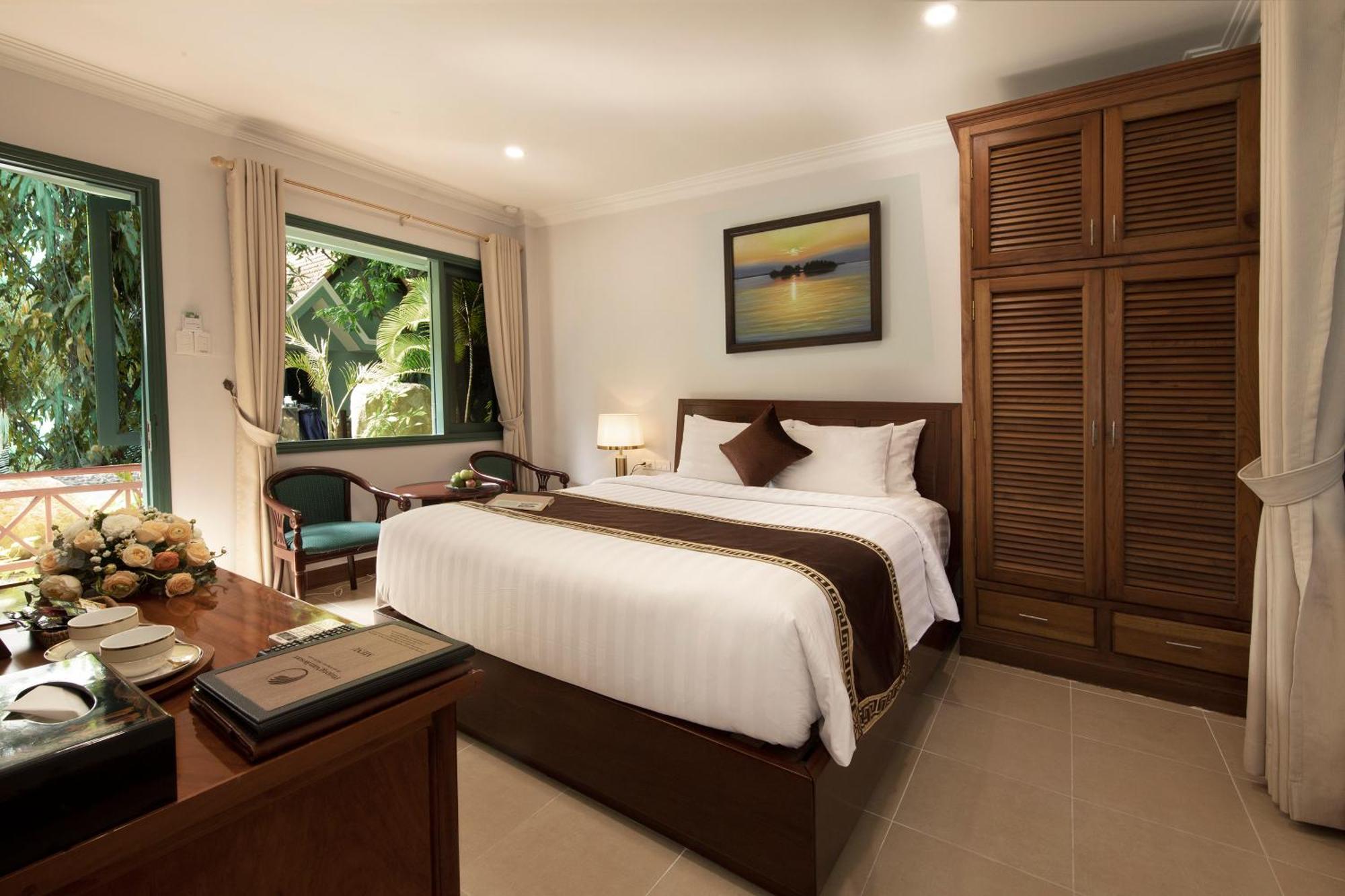 Phuong Nam Resort Thuan An Bagian luar foto